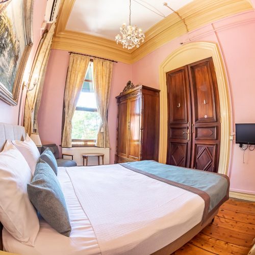 Deluxe Kısmi Deniz Manzaralı Oda