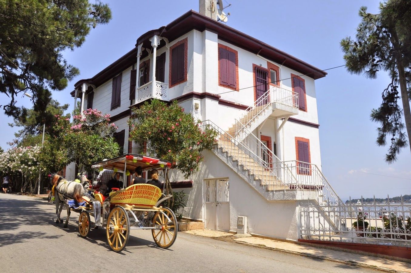 Büyükada’da Gezilecek Yerler