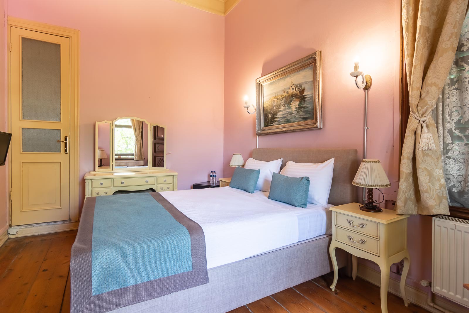 Deluxe Kısmi Deniz Manzaralı Oda